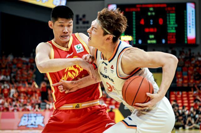 乐鱼官方入口-拒绝横扫！广厦主力克上海扳回一局 胡金秋30分